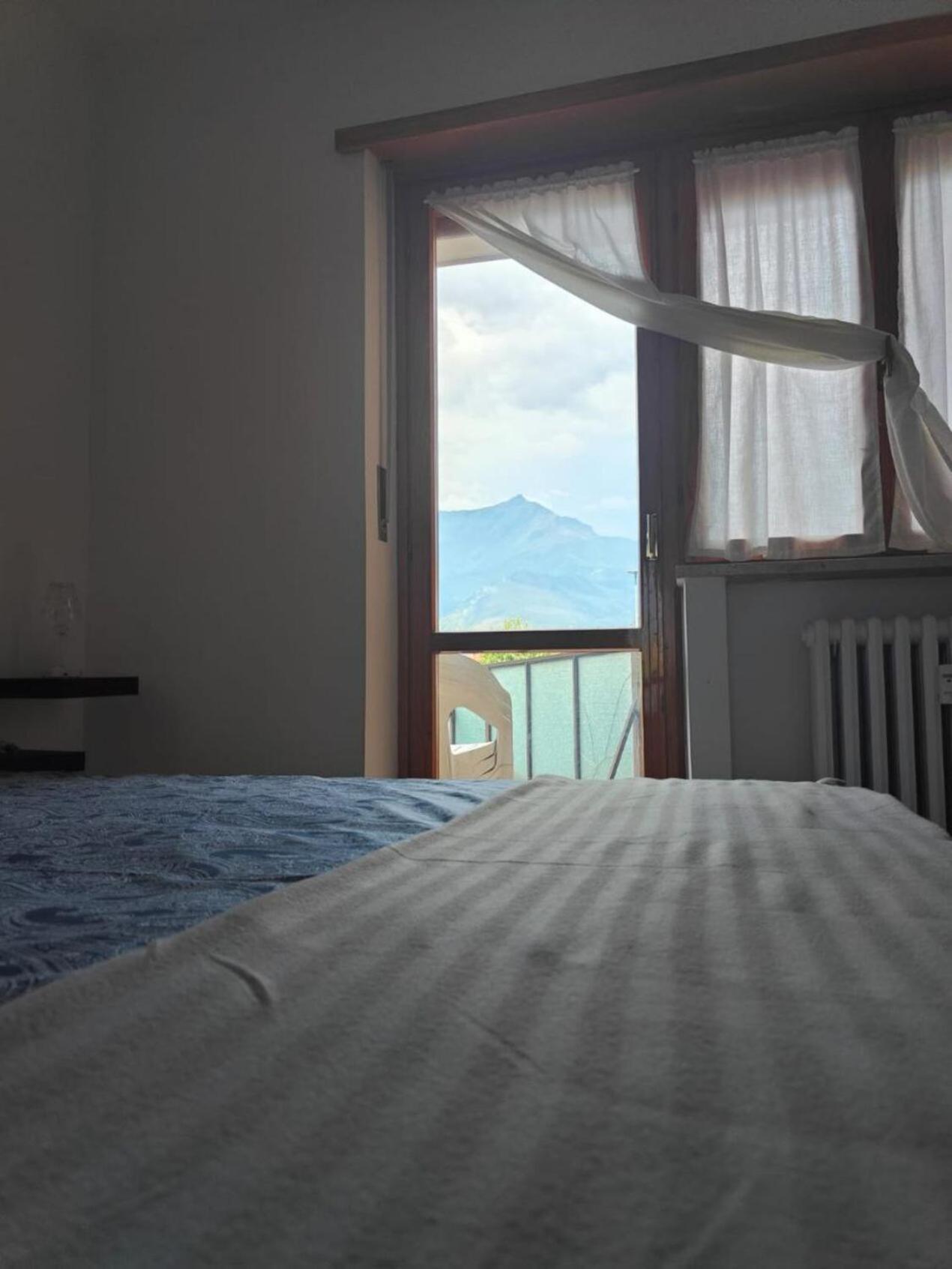 Appartement Casa Con Terrazzo E Vista à Chiomonte Extérieur photo